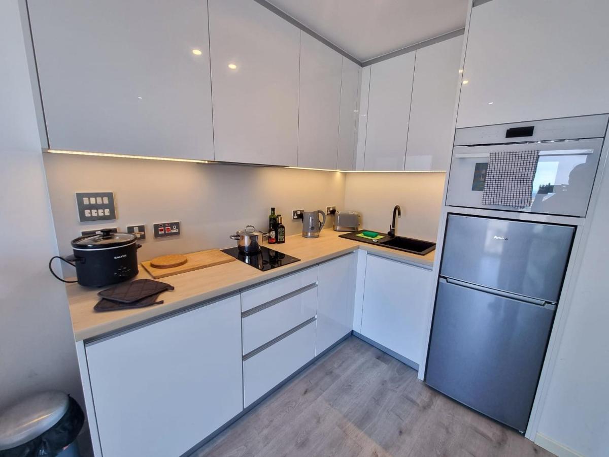 Top Floor Studio - The Hub Gibraltar - Self Catering Экстерьер фото