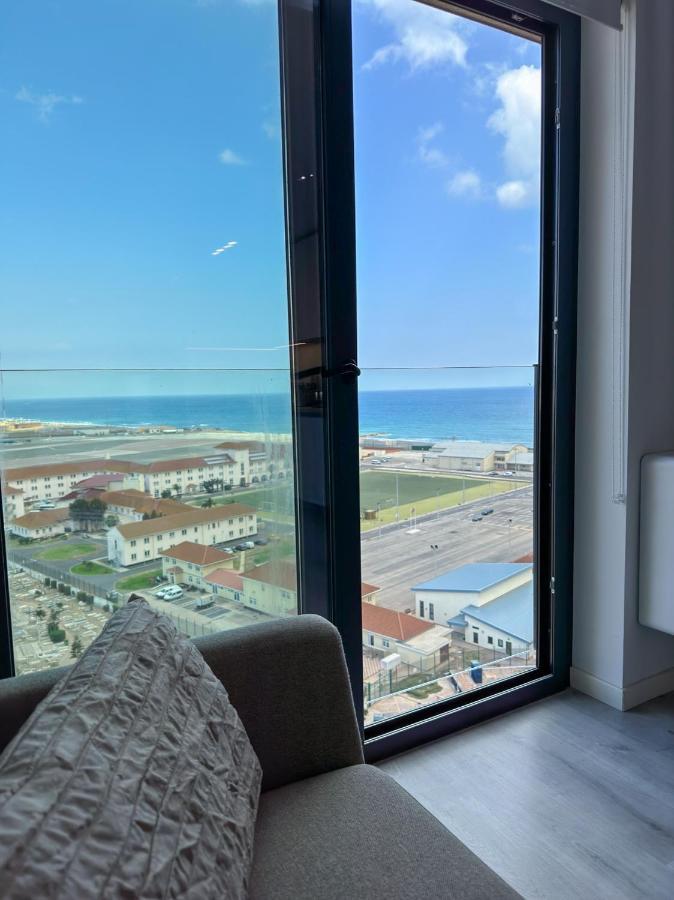Top Floor Studio - The Hub Gibraltar - Self Catering Экстерьер фото